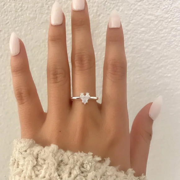 925 Sterling Silver CZ Diamond Heart Square Ring Dainty Minimalist Ring - Picture 2 of 8